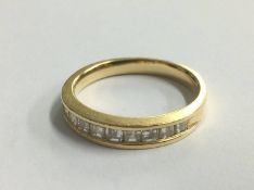 18ct gold ring, 5.2g