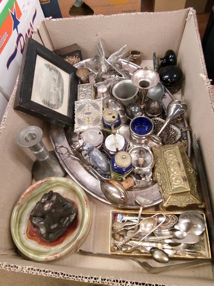 Tray of assorted including silver plate etc.