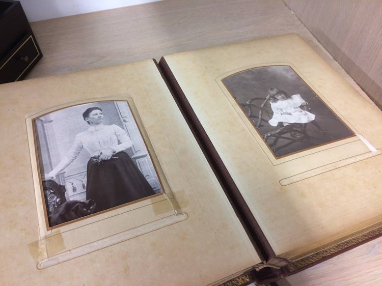 Two Edwardian photo albums - Image 3 of 5