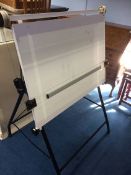 Easel / drawing board