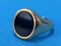 A 9ct signet ring, size 'T', 9.9 grams