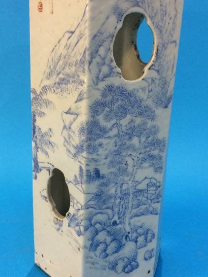 A Chinese blue and white octagonal vase decorated with landscapes, a Chinese blue and white flower - Image 4 of 20