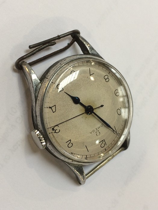 A military issue Omega wristwatch, the case stamped H 5 8 8309 - Image 9 of 13