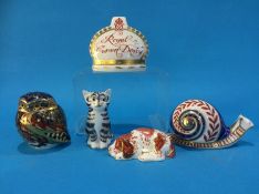 Five Royal Crown Derby paperweights 'Kitten', 'Puppy', 'Snail', 'Owl' and 'Crown Namestand' (5)