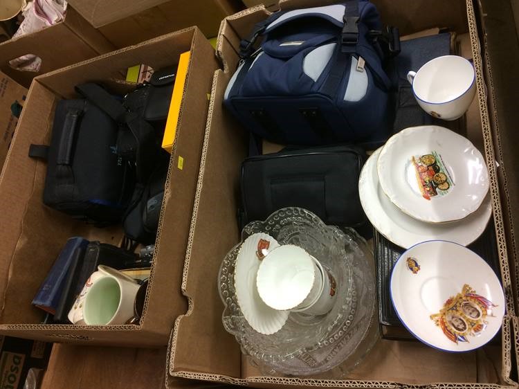 Two trays of assorted including cameras - Image 2 of 2