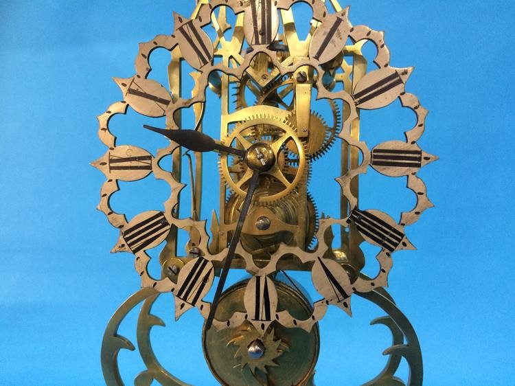 A brass Skeleton clock with silvered dial and strike action, under a glass dome. 35 cm high - Image 3 of 10