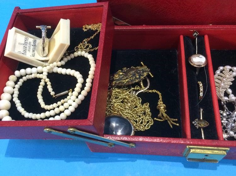 Assorted silver, gold and pearl jewellery - Image 2 of 3