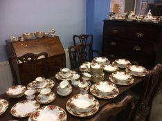 Large quantity of Royal Albert Old Country Roses