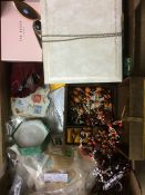 Quantity of costume jewellery etc.