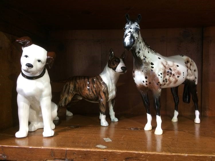 Royal Doulton horse and two dogs