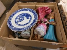 A box of figurines, Royal Doulton, Lladro etc. and two blue and white plates