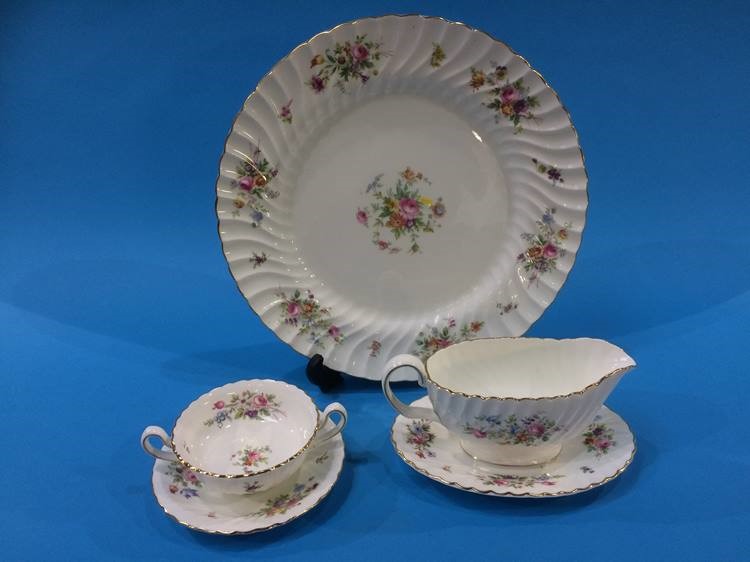 A large quantity of Minton 'Marlow' dinner wares - Image 4 of 4