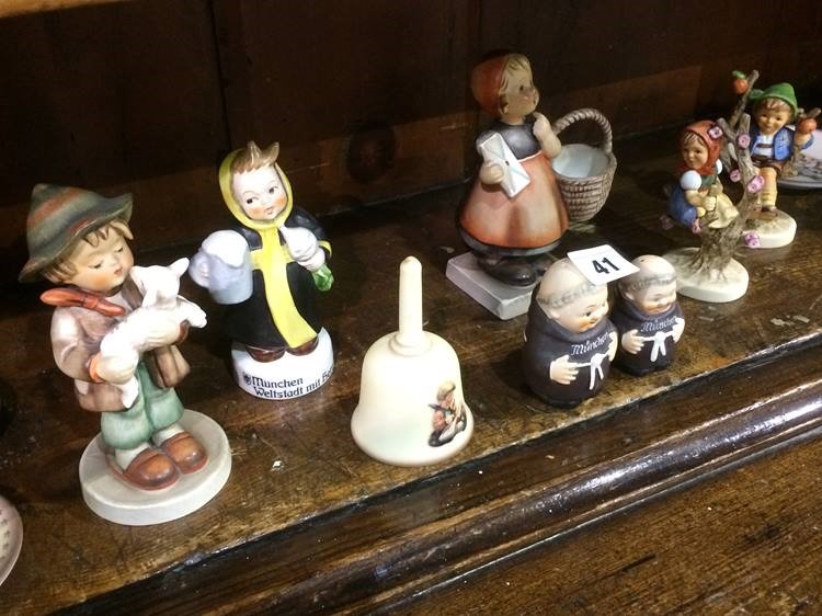 A collection of Hummel figures etc. - Image 3 of 4