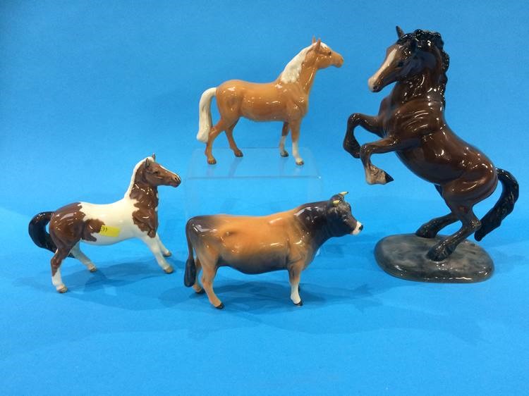 A small Beswick bull and three Beswick horses - Image 2 of 2