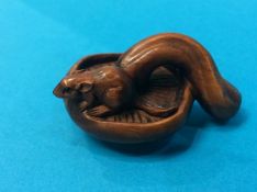 Netsuke; mouse on a mushroom