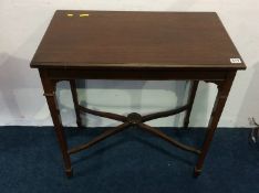 An Edwardian mahogany occasional table