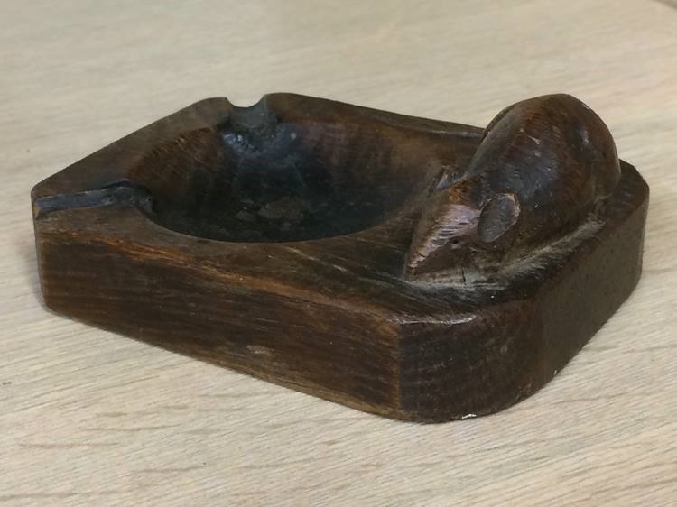 A Mouseman ashtray - Image 4 of 5