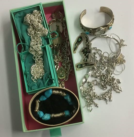 Assorted 'sterling' jewellery etc.