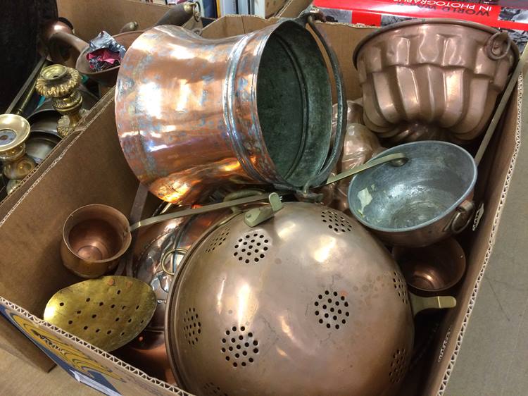 Two boxes of copper and brassware - Image 2 of 6