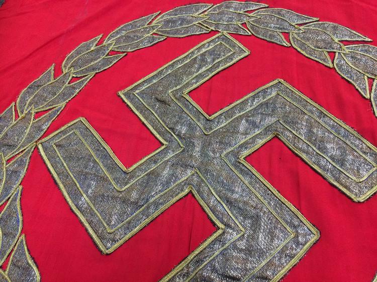 A German red and gold brocade banner, 75cm x 100cm - Image 12 of 24