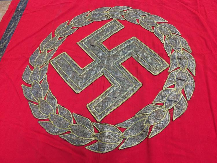 A German red and gold brocade banner, 75cm x 100cm - Image 22 of 24