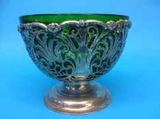 A silver flower / posy bowl with green glass liner, Josiah Williams and Co., London, 1905, 20oz