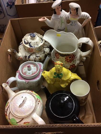 Two boxes of teapots, figures etc. - Image 5 of 6