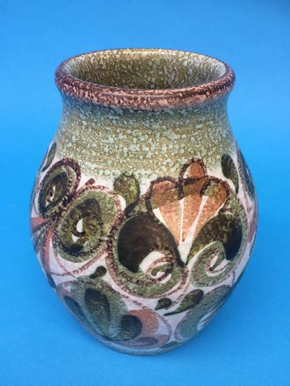 A Denby Glynn Colledge vase - Image 6 of 8