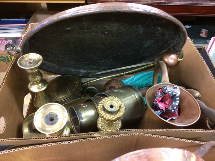 Two boxes of copper and brassware - Image 6 of 6