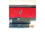 Cased Parker 585 fountain pen with14 caratv gold n