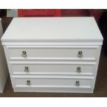 Good quality chest of three drawers