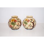 Pair of Indian Tree pattern vases, height 12cm