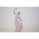 Nao figure of a dancing lady, height 35cm