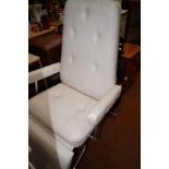 Beautician chair