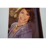 Autograph - Mary Tyler Moore, personalised Hi Arth