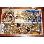Jewellery box with good collection of costume jewe