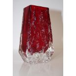 Whitefriars style vase- 13cm