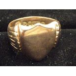 9ct Gold shield ring. Size L. Weight 4 grams
