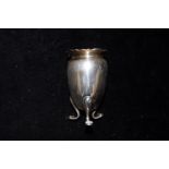 Small silver vase (Height: 6cm)