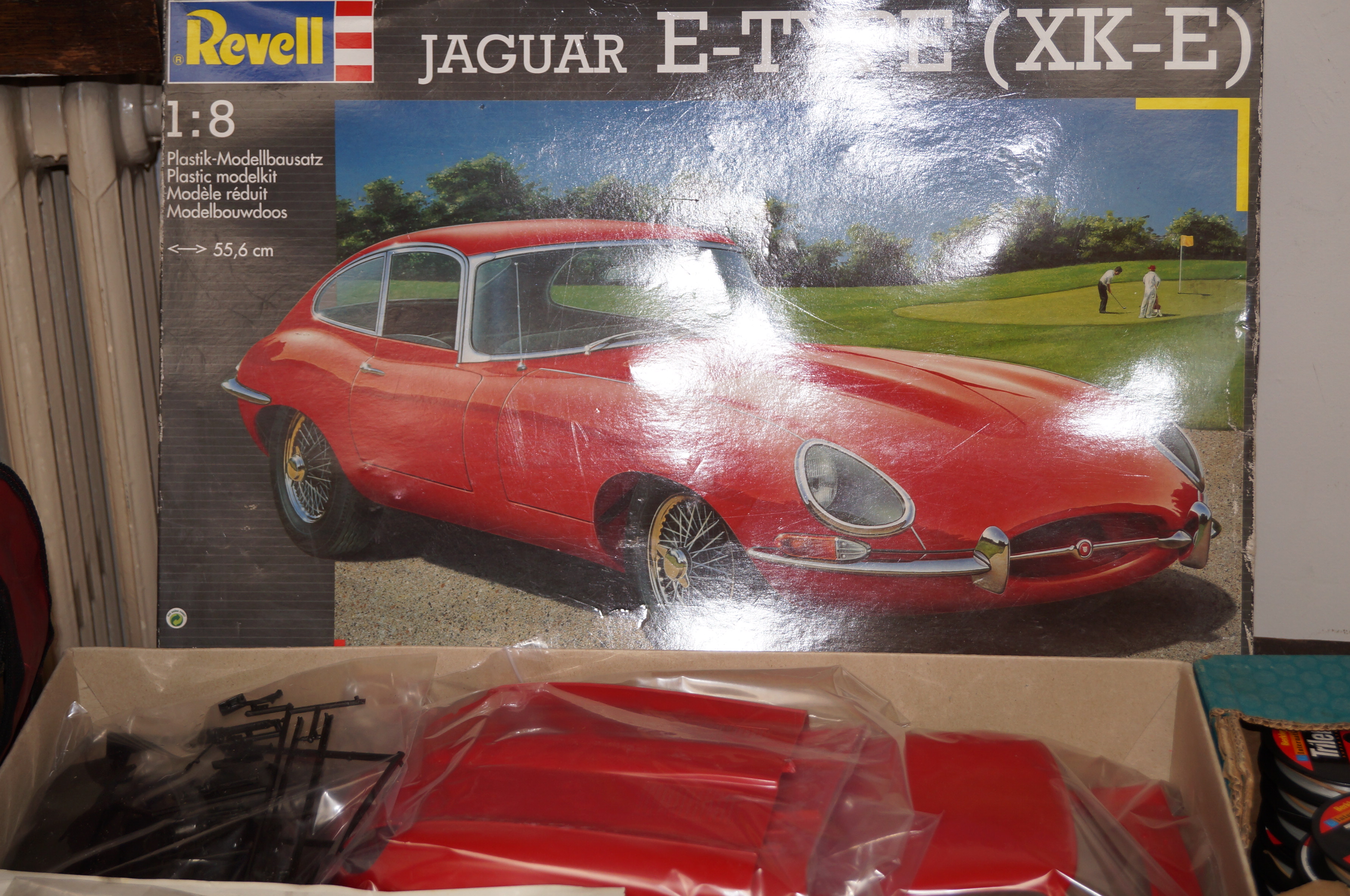 Revell 1:8 model of a Jaguar E Type (for assembly)