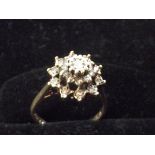 9ct gold cluster ring set with 20 dimonds