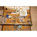 Jewellery box and contents, some silver