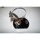 Opticians magnifier