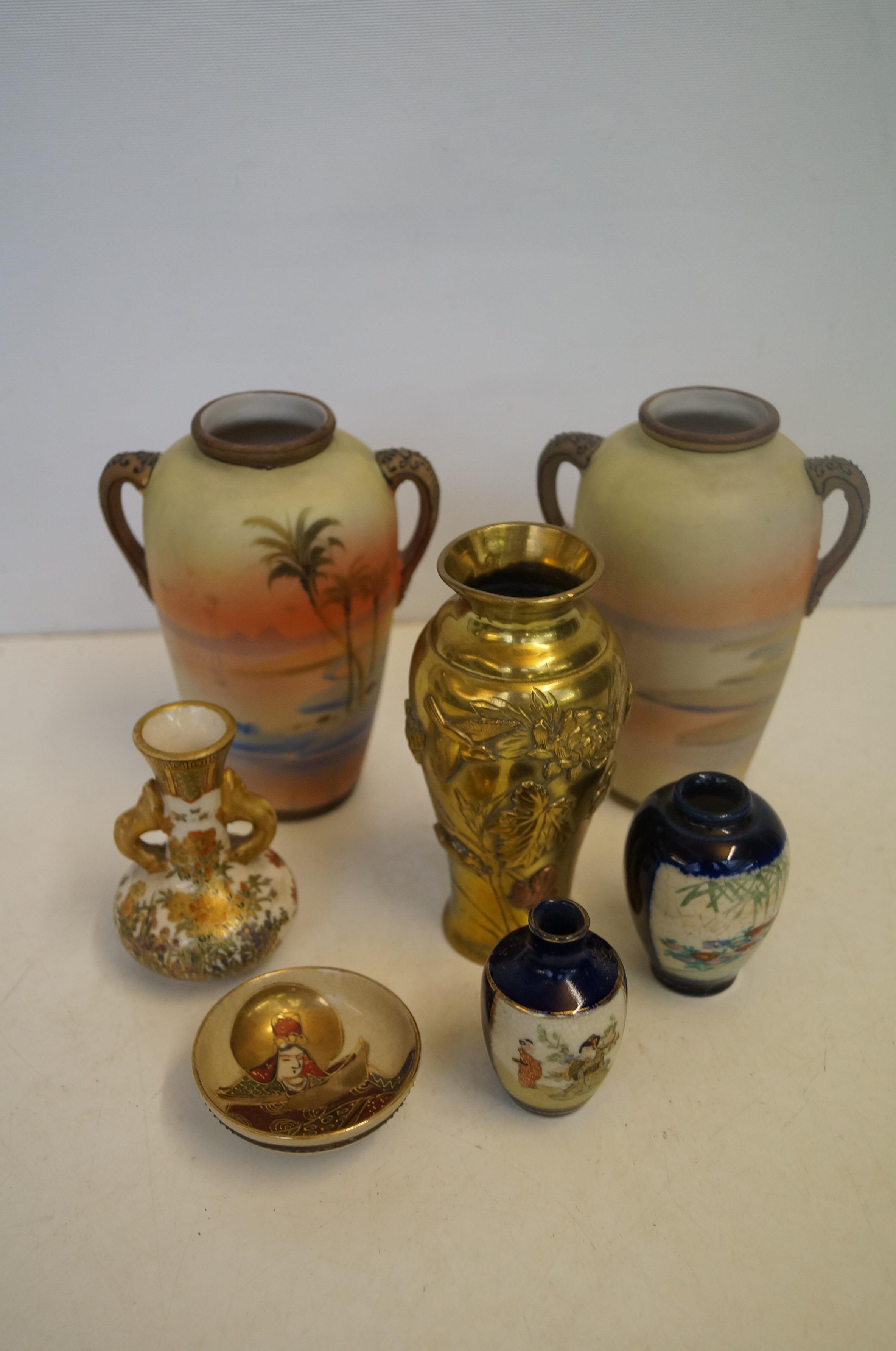 Group of Japanese porcelain to include a bronze va