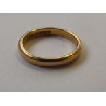 22 carat gold band, size N, weight 4.1 grams