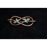 9 ct gold pin brooch set with turquoise 3.2 grams