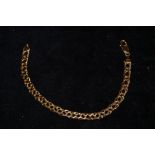 9ct gold bracelet 22cm long 7.2 grams