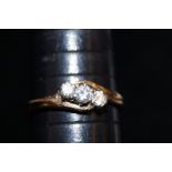 9 ct gold 3 stone diamond ring approximately 0.35