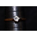 18 ct gold and solitaire diamond ring size P