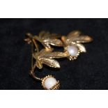 9ct gold floral pin brooch set with two cultured p